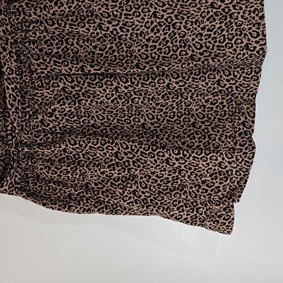 American Eagle Leopard Print Black & Brown Paper Bag Waist Mini Skirt Large - Picture 7 of 9